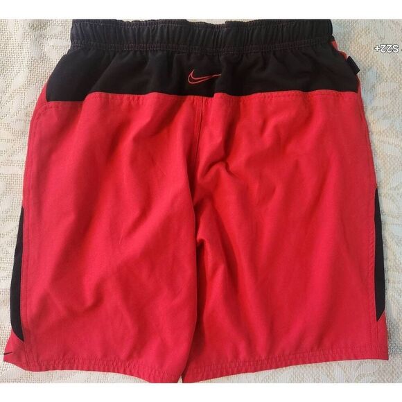 Nike swim trunks - Picture 10 of 10
